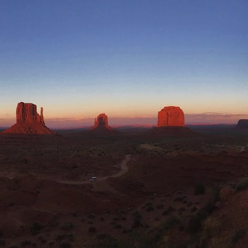  Monument Valley 